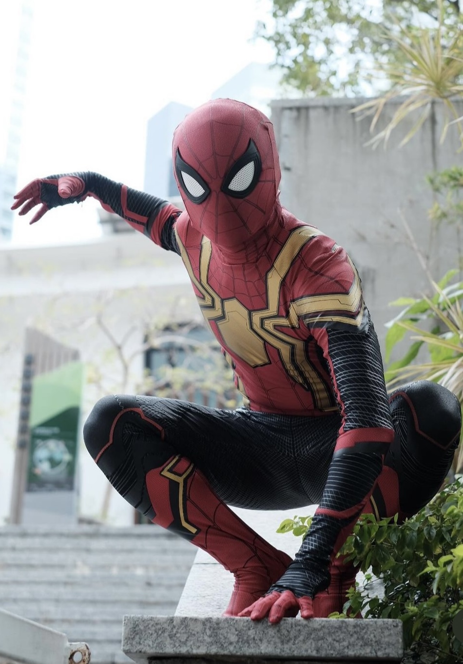 Spider-Man hero entrance posed photo at a children's birthday party